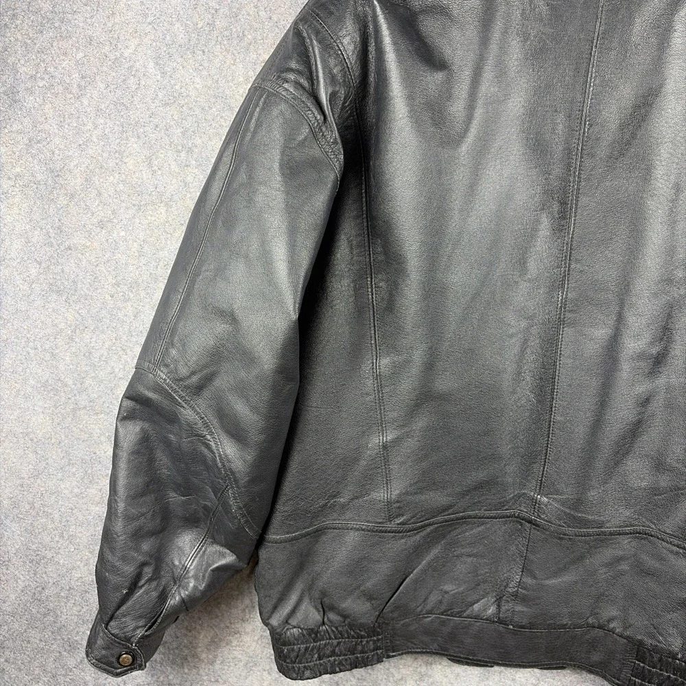 VINTAGE MEMBERS ONLY Black Leather Jacket Lined Size Mens L Motorcycle Bomber